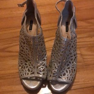 Silver heels size 10 Alex Marie